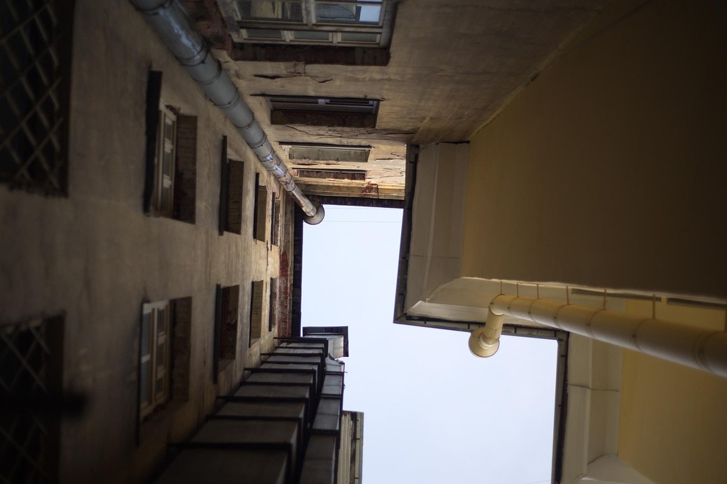court, st petersburg, nature, well, sky, travels, russia, architecture, building, look up, details, appartments, brown wellness